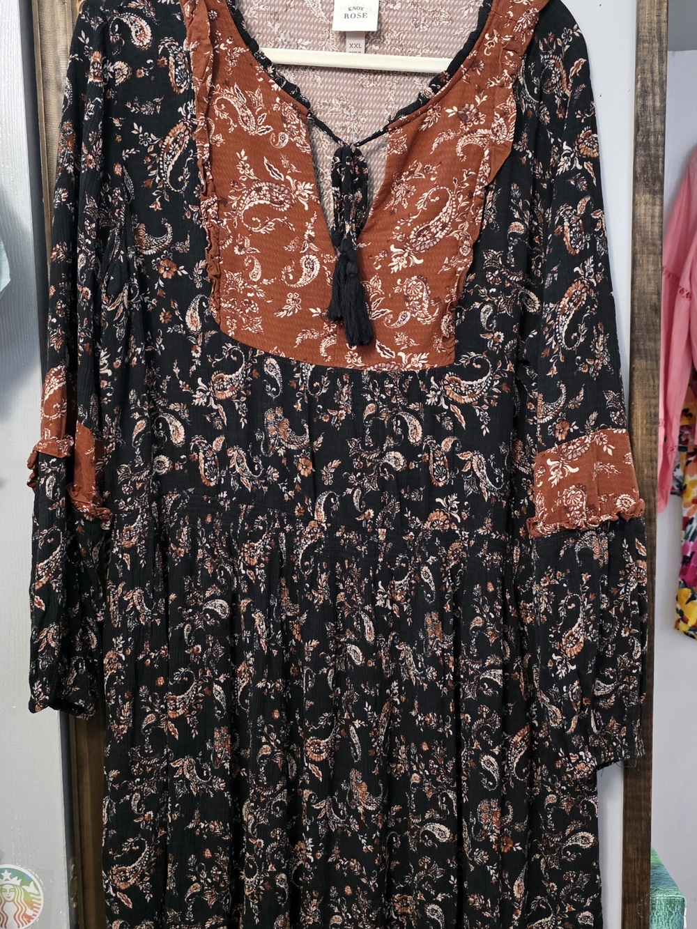 Knox Rose Black & Rust Paisley Maxi with Tassel Tie